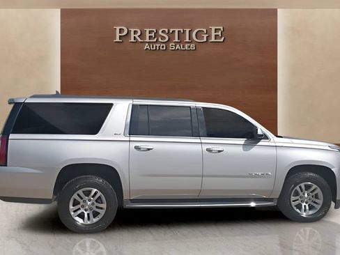 Used 2018 GMC Yukon XL SLT w/ Open Road Package AWD/4WD image 19