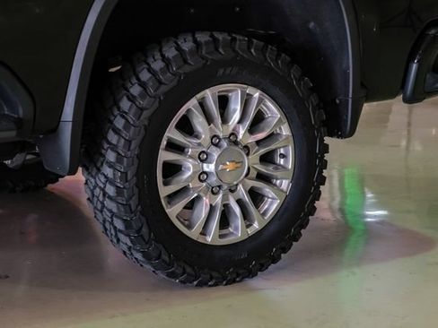 Used 2022 Chevrolet Silverado 3500 High Country w/ Technology Package AWD/4WD image 56