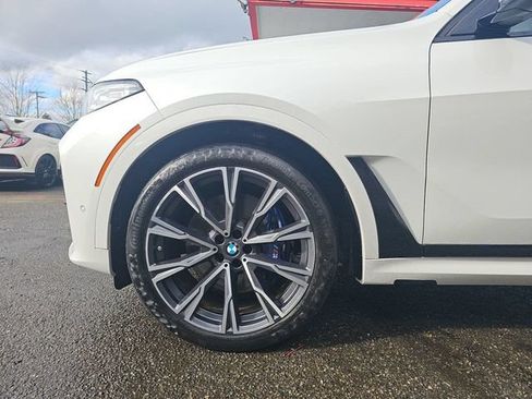 Used 2020 BMW X7 M50i AWD/4WD image 27