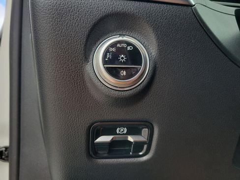 Certified 2025 Mercedes-Benz C 300 Sedan image 15