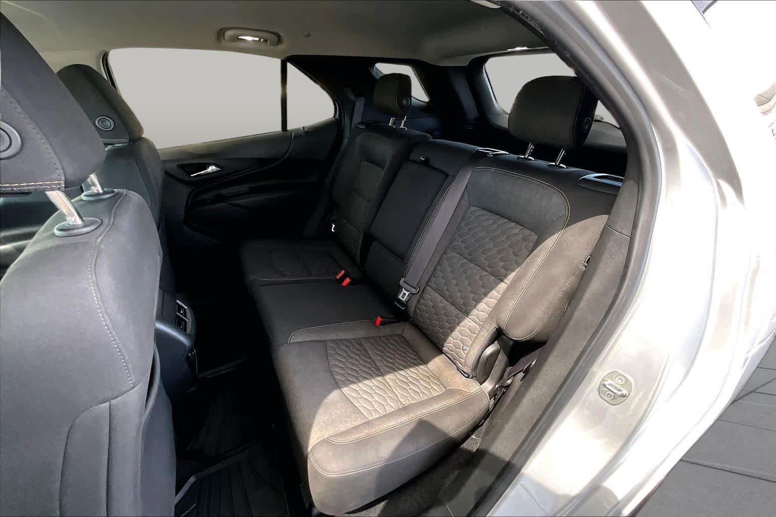 Used 2020 Chevrolet Equinox LT FWD image 20