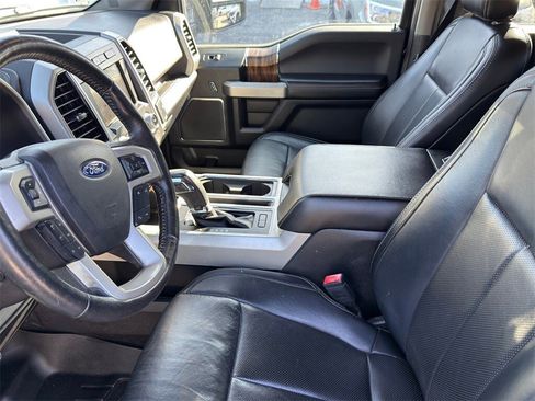 Used 2019 Ford F150 Lariat w/ Equipment Group 502A Luxury image 11