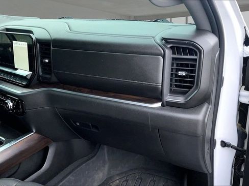 Used 2023 GMC Sierra 1500 SLT w/ SLT Premium Package AWD/4WD image 26