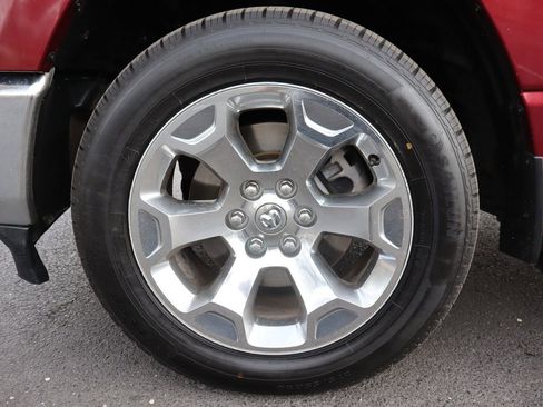 Used 2019 RAM 1500 Big Horn AWD/4WD image 40