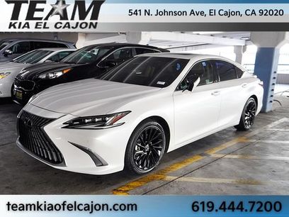 Used 2024 Lexus ES 300h Ultra Luxury w/ Accessory Package (Z2)