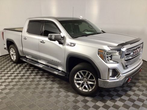 Used 2019 GMC Sierra 1500 SLT w/ SLT Premium Package image 3