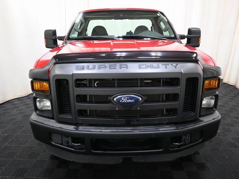 Used 2010 Ford F250 XL image 2