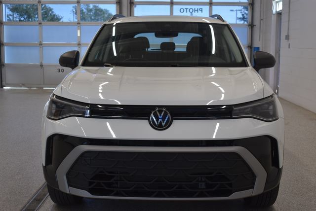 Used 2025 Volkswagen Taos S AWD/4WD image 3