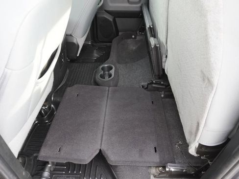 Used 2018 RAM 1500 Big Horn image 32