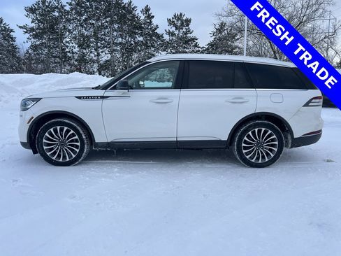 Used 2022 Lincoln Aviator AWD w/ Premium Package image 4