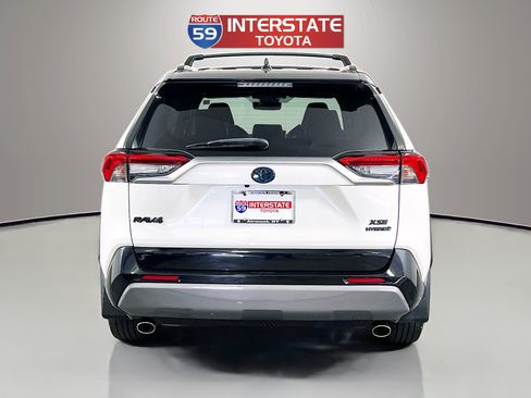 Used 2021 Toyota RAV4 XSE AWD/4WD image 6
