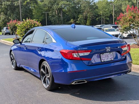 Used 2018 Honda Accord Sport image 7