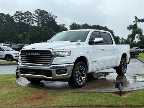 New 2026 RAM 1500 Laramie AWD/4WD image 3