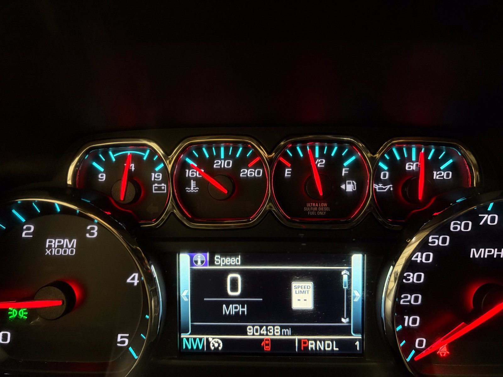 Used 2019 GMC Sierra 2500 SLT w/ Duramax Plus Package AWD/4WD image 17
