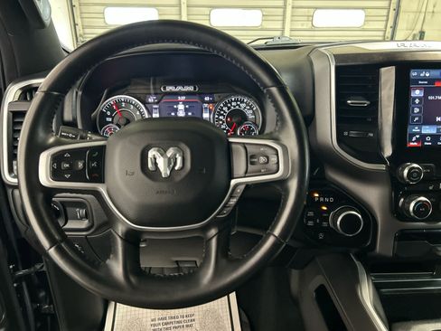Used 2022 RAM 1500 Big Horn AWD/4WD image 8