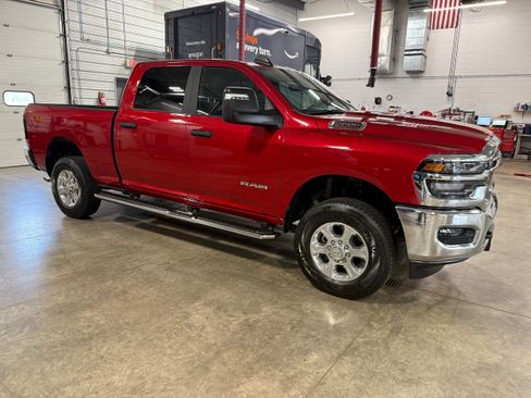 Used 2026 RAM 2500 Big Horn AWD/4WD image 8