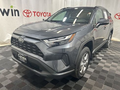 Used 2025 Toyota RAV4 XLE w/ Convenience Package image 3