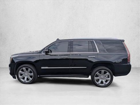 Used 2020 Cadillac Escalade Premium Luxury AWD/4WD image 9