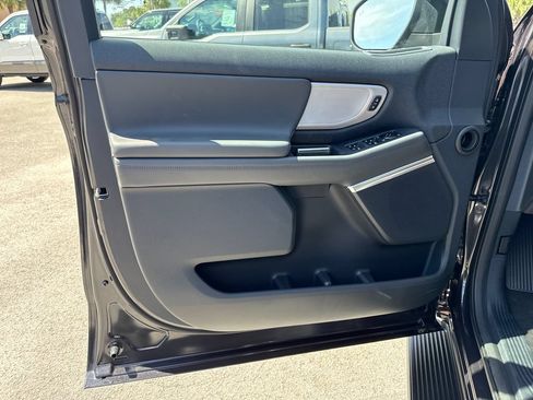 New 2026 Ford Expedition Active RWD image 19