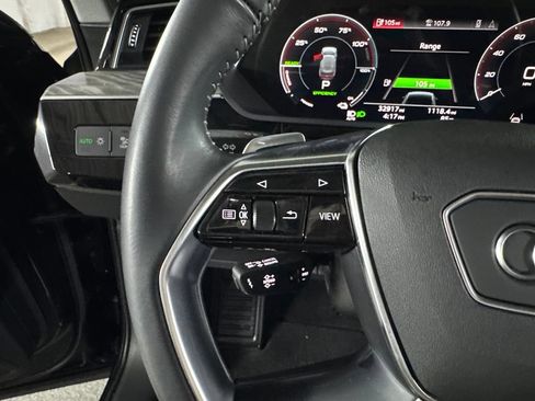 Used 2021 Audi e-tron Premium w/ Convenience Plus Package AWD/4WD image 28
