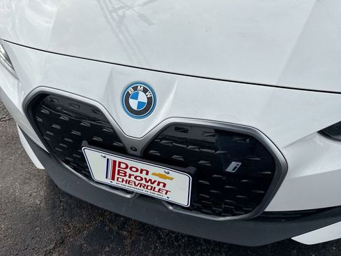 Used 2024 BMW i4 xDrive40i image 32