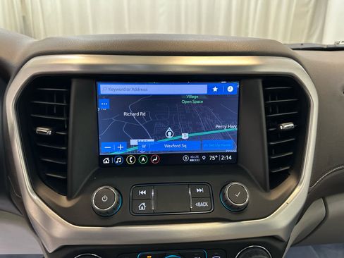 Used 2023 GMC Acadia SLT w/ Preferred Package AWD/4WD image 32