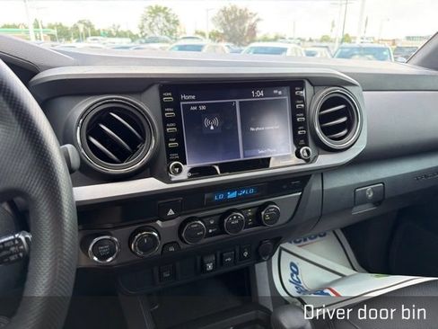 Used 2021 Toyota Tacoma TRD Off-Road AWD/4WD image 32