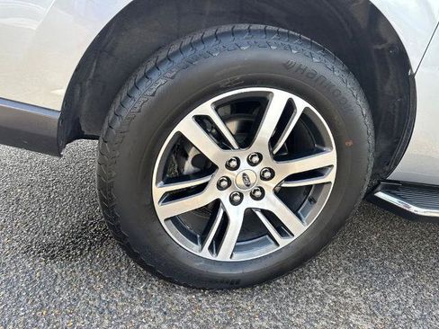 Certified 2023 Ford Expedition Max XLT RWD image 9