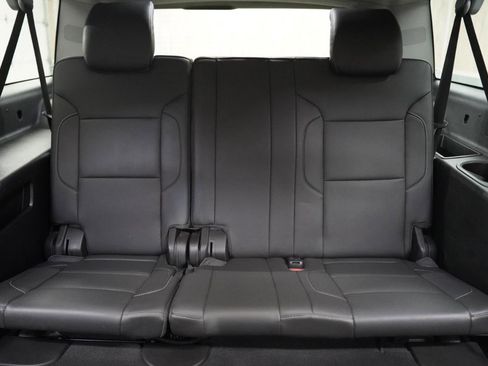 Used 2019 Chevrolet Suburban LT w/ RST Edition image 36