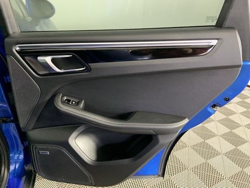 Used 2018 Porsche Macan Sport Edition image 27