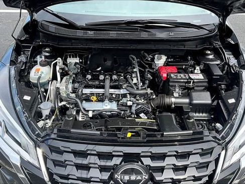 Used 2025 Nissan Kicks Play S image 28
