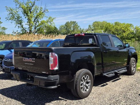 Used 2022 GMC Canyon AT4 AWD/4WD image 3