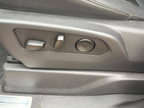 Used 2025 GMC Sierra 1500 SLT AWD/4WD image 20