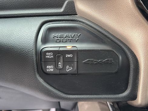 Used 2019 RAM 2500 Laramie image 19