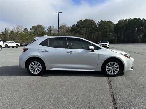 Used 2023 Toyota Corolla SE image 9