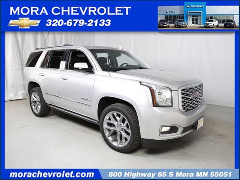 Used 2018 GMC Yukon Denali AWD/4WD image 1