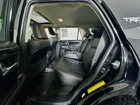 Used 2019 Toyota 4Runner TRD Off-Road Premium image 27