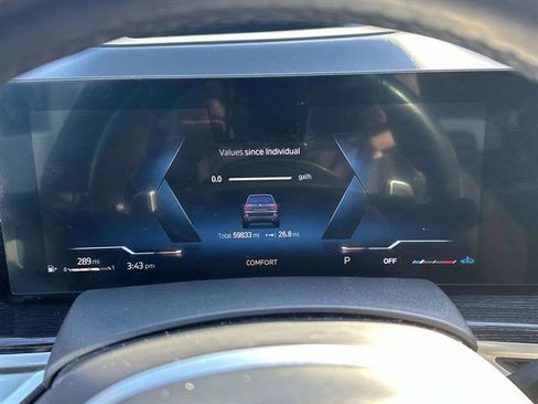 Used 2023 BMW X7 xDrive40i w/ M Sport Package image 14