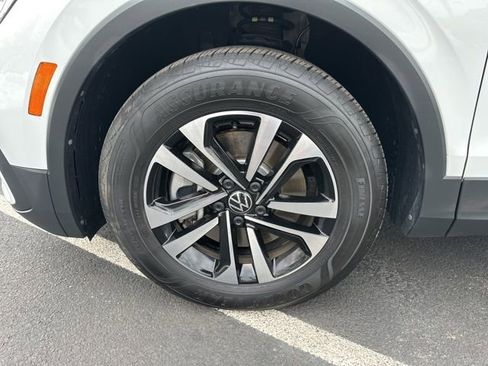 Used 2024 Volkswagen Tiguan S image 30