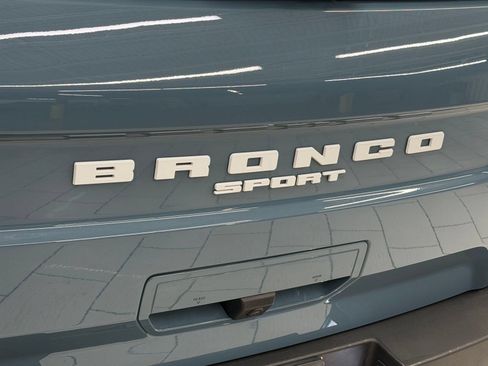 Certified 2023 Ford Bronco Sport Outer Banks w/ Tech Package AWD/4WD image 36