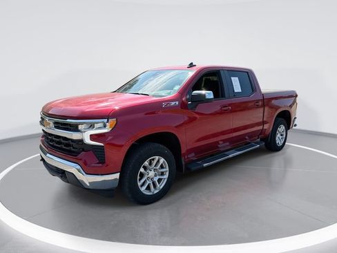 Used 2024 Chevrolet Silverado 1500 LT AWD/4WD image 1