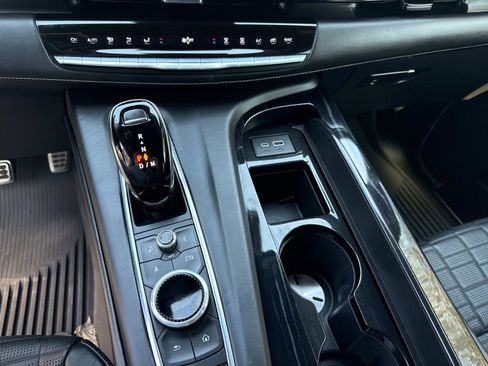 Used 2024 Cadillac Escalade V image 30