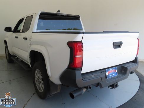 Used 2024 Toyota Tacoma SR RWD image 6