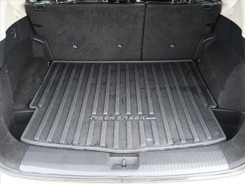 Used 2025 Nissan Rogue SV AWD/4WD image 6