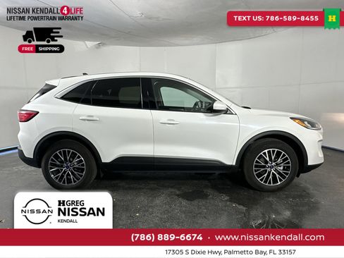 Used 2022 Ford Escape SEL image 13