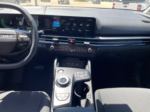 New 2026 Kia Sportage S AWD/4WD image 11