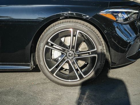 Used 2025 Mercedes-Benz CLE 300 4MATIC Coupe image 7