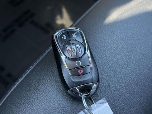 Used 2024 Buick Envista Sport Touring w/ Convenience I Package image 31