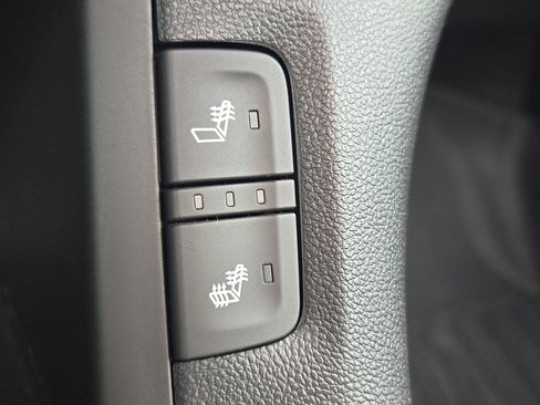 Used 2019 GMC Acadia SLT w/ LPO, Floor Liner Package image 17