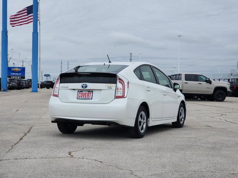 Used 2015 Toyota Prius Two FWD image 7